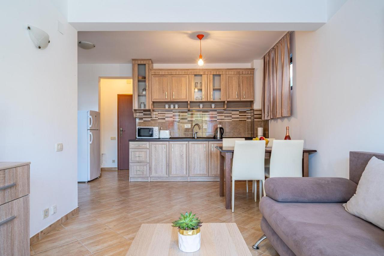 Apartments Svetlana Τίβατ Εξωτερικό φωτογραφία