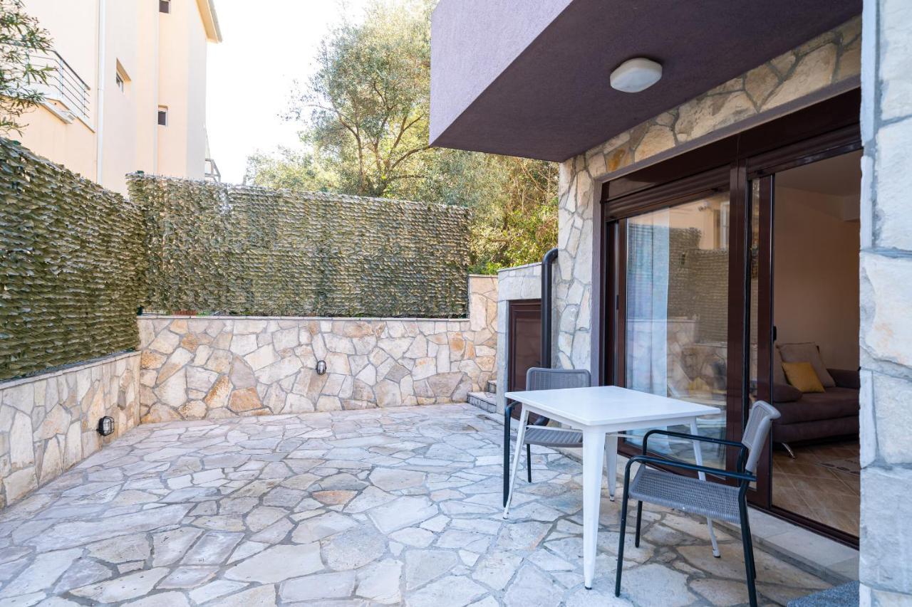 Apartments Svetlana Τίβατ Εξωτερικό φωτογραφία