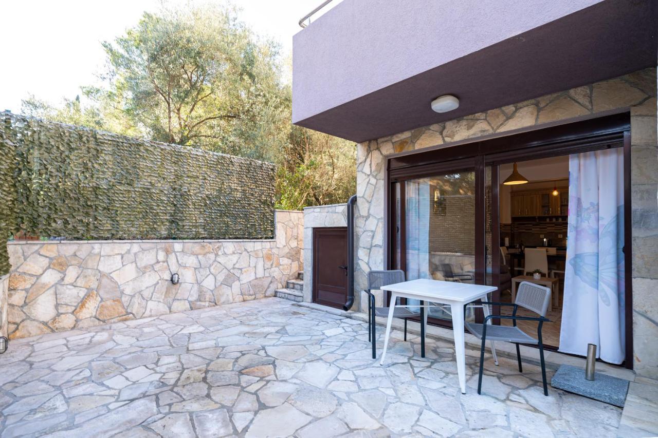 Apartments Svetlana Τίβατ Εξωτερικό φωτογραφία