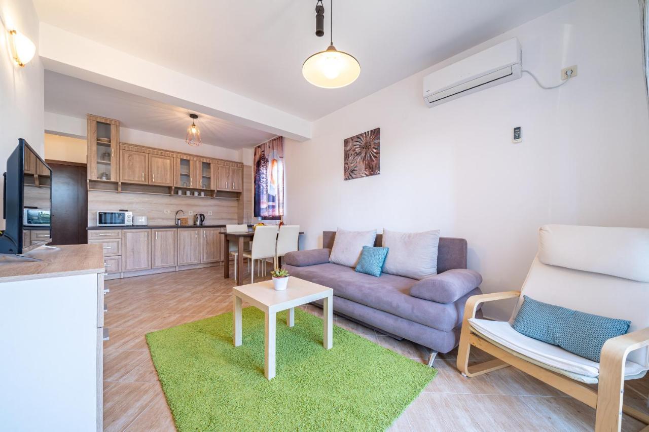 Apartments Svetlana Τίβατ Εξωτερικό φωτογραφία