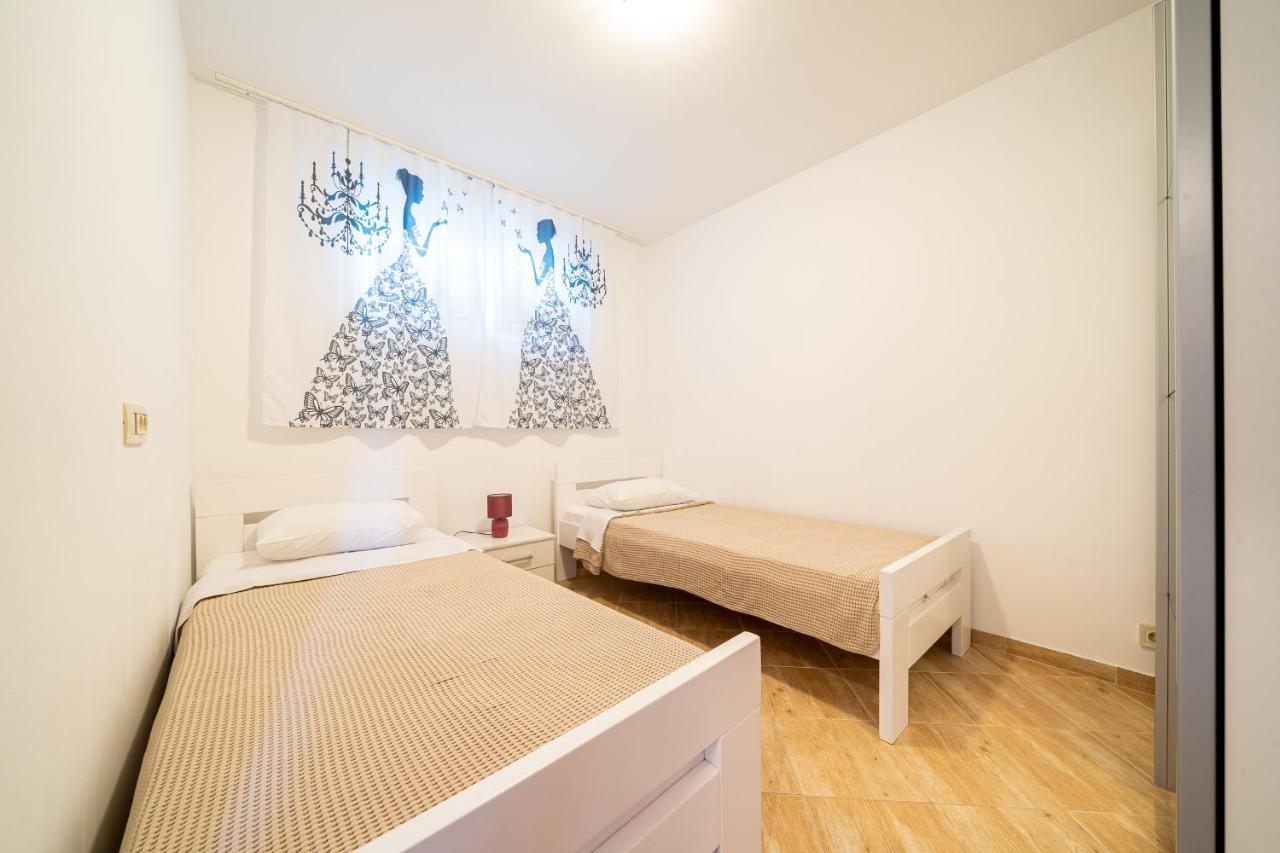 Apartments Svetlana Τίβατ Εξωτερικό φωτογραφία