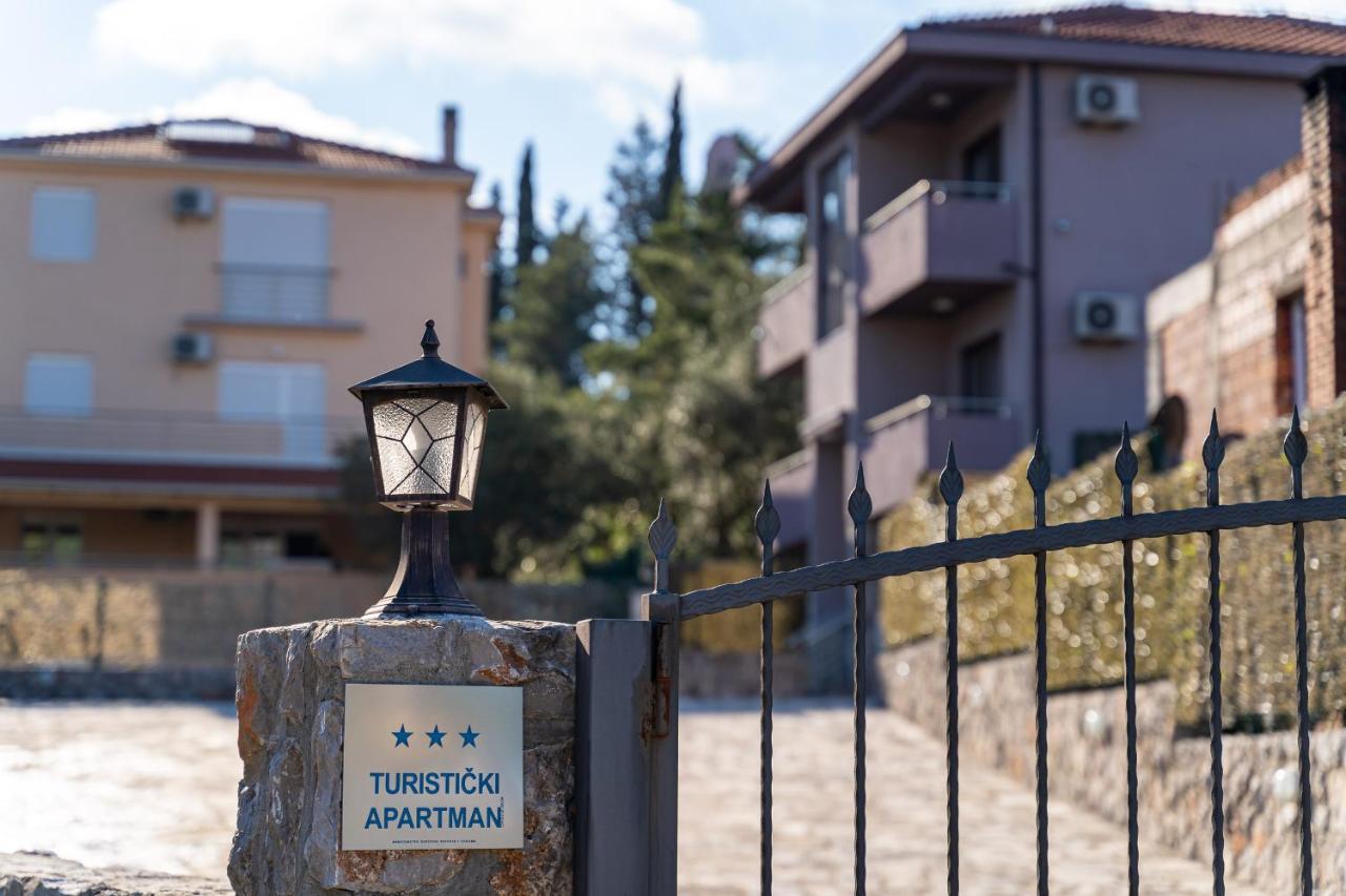 Apartments Svetlana Τίβατ Εξωτερικό φωτογραφία